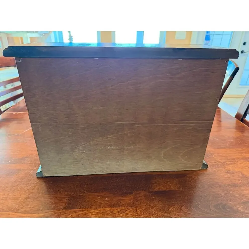 Wooden vintage roll